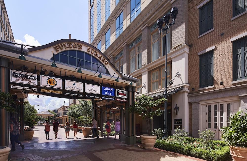 Caesars New Orleans Hotel Exterior photo